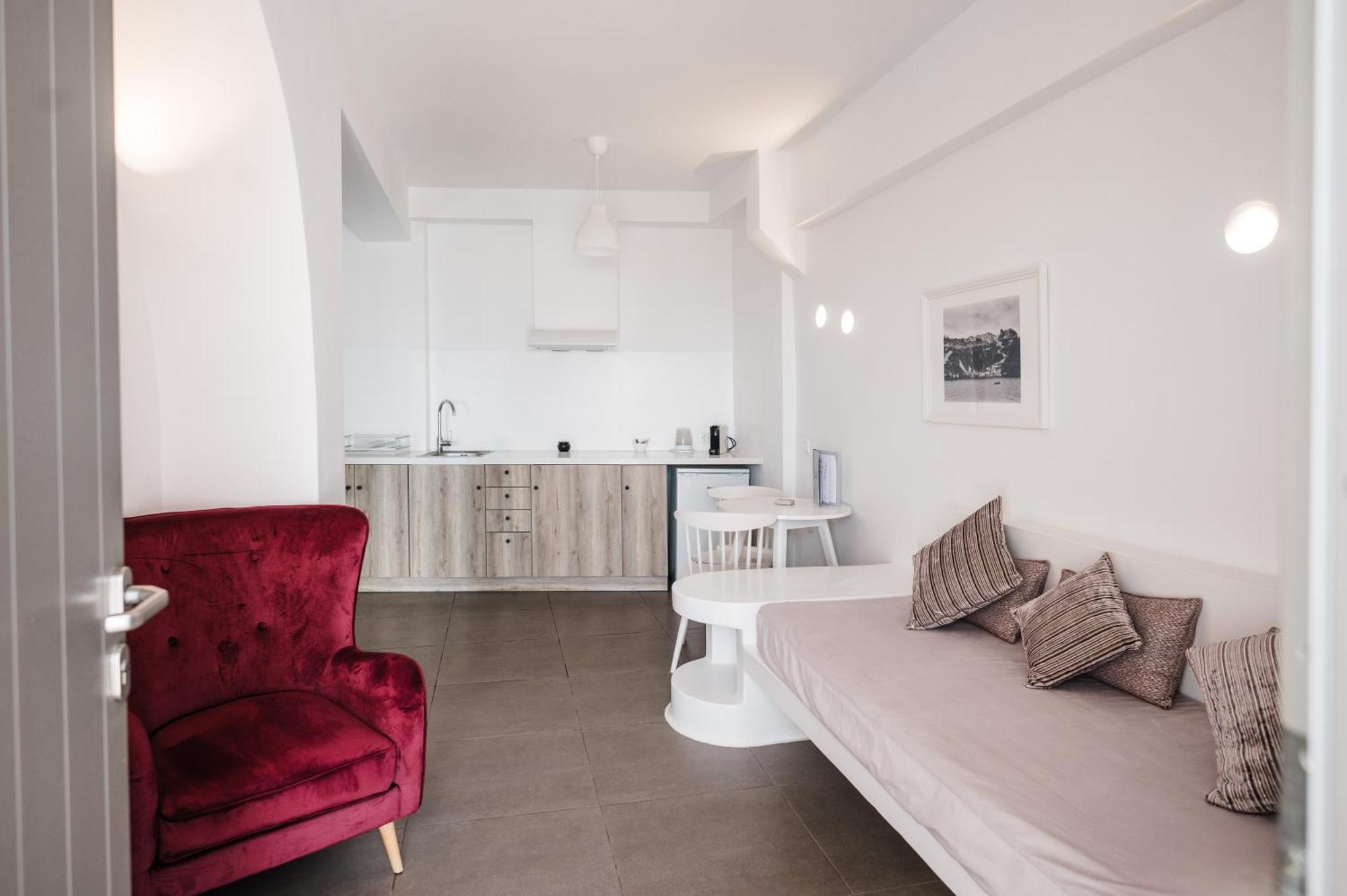 Amphitrite Suites Santorini Vothon ภายนอก รูปภาพ