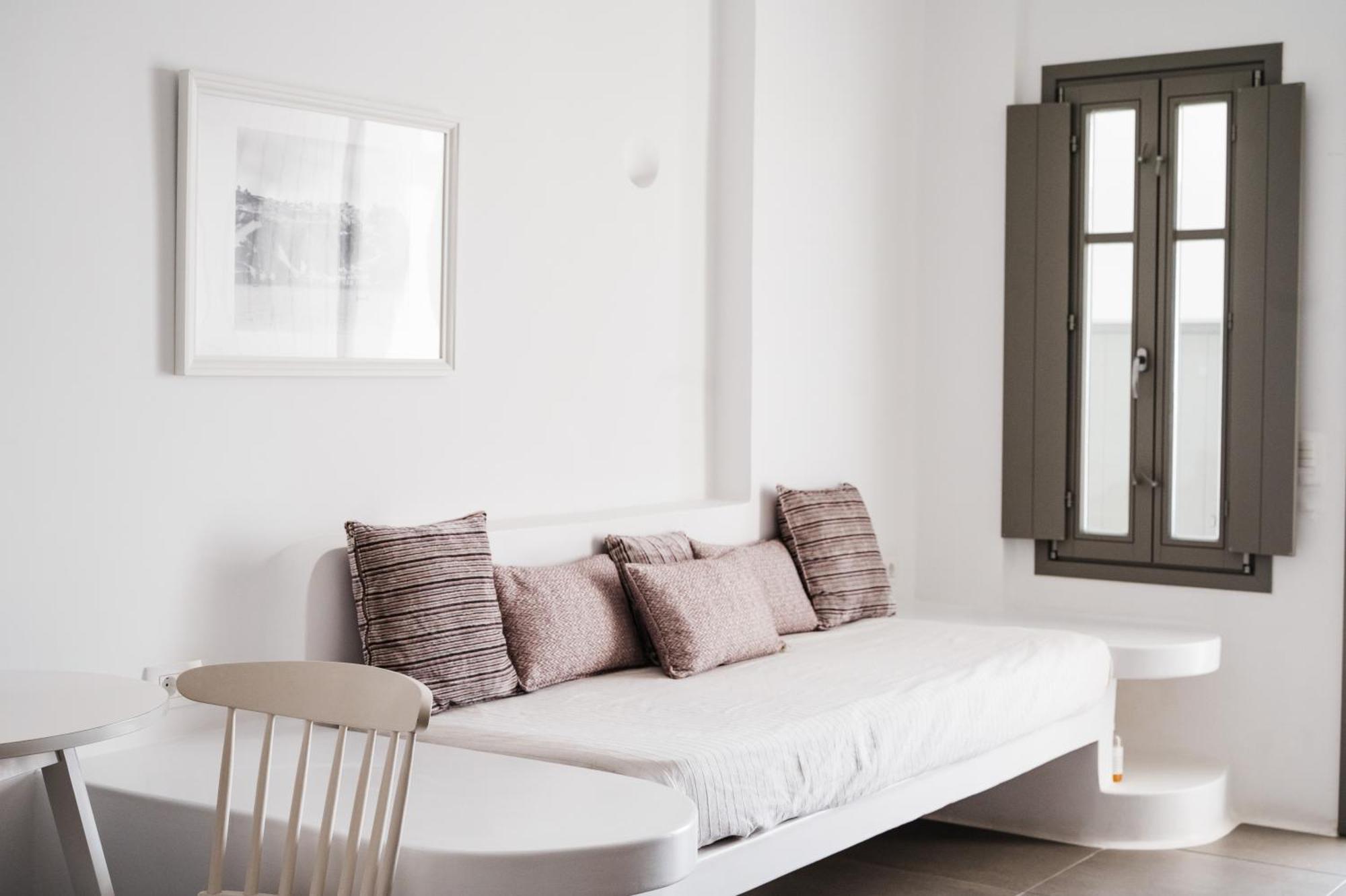 Amphitrite Suites Santorini Vothon ภายนอก รูปภาพ