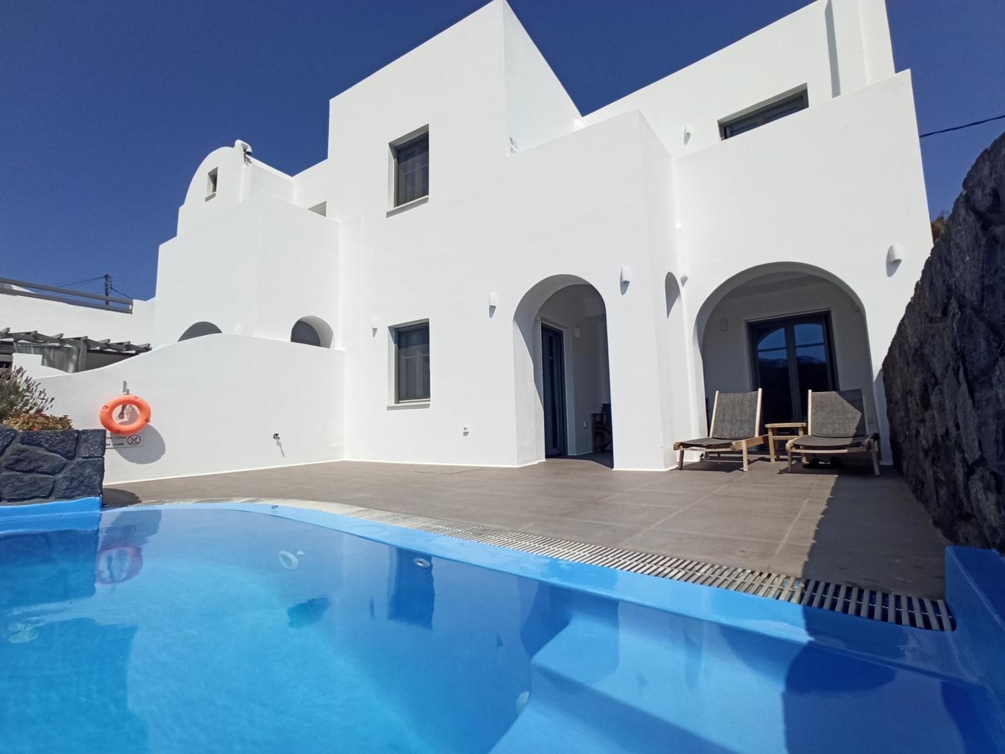 Amphitrite Suites Santorini Vothon ภายนอก รูปภาพ
